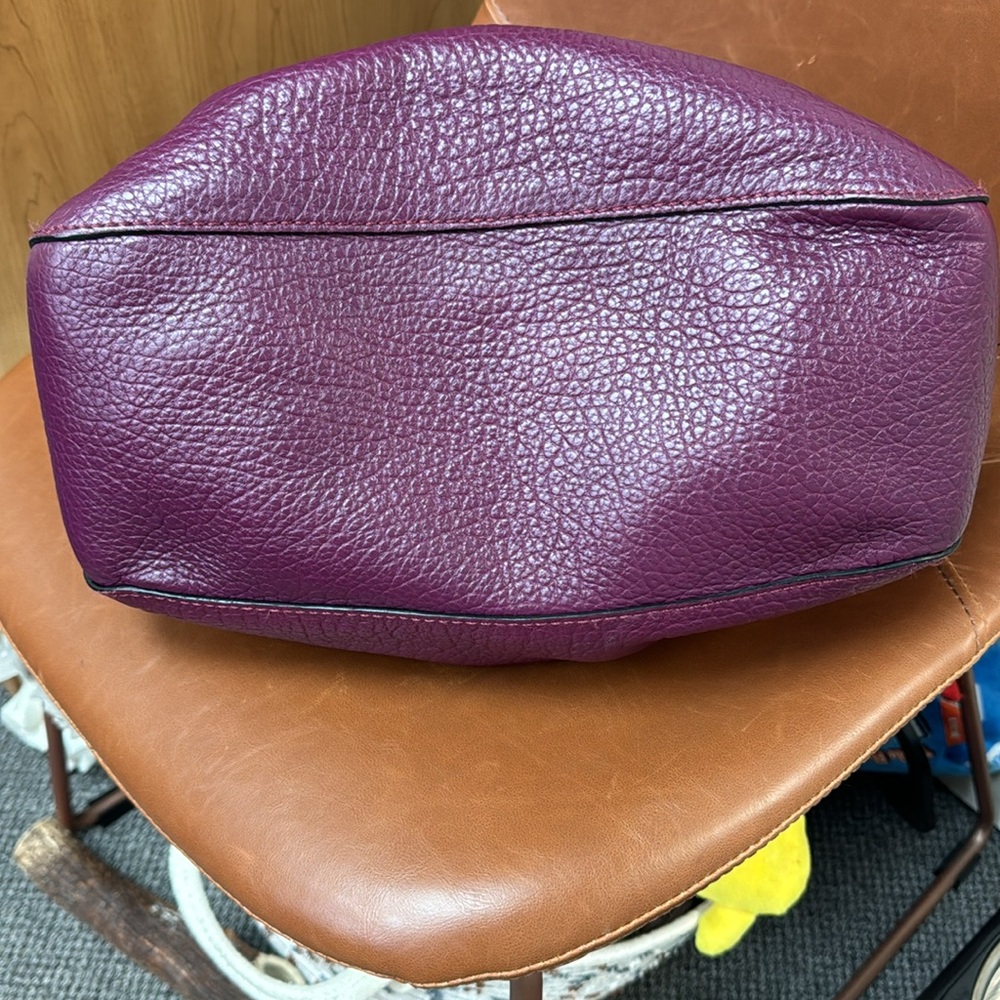 Burberry Top Handle Hobo-Style Bag - Picture 3 of 6